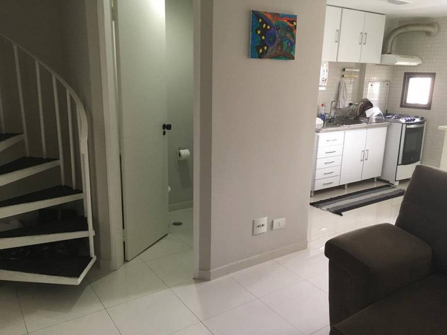 Foto 3 de Apartamento com 1 Quarto para alugar, 60m² em Moema, São Paulo