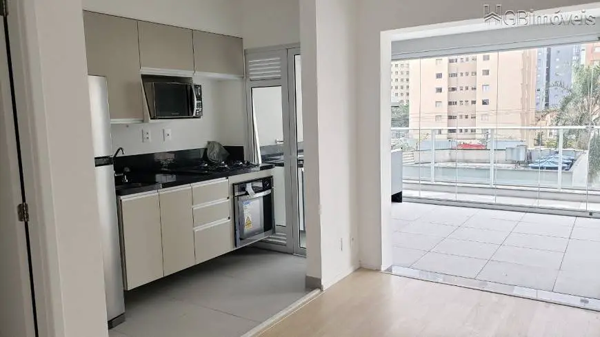Foto 1 de Apartamento com 1 Quarto para alugar, 62m² em Moema, São Paulo