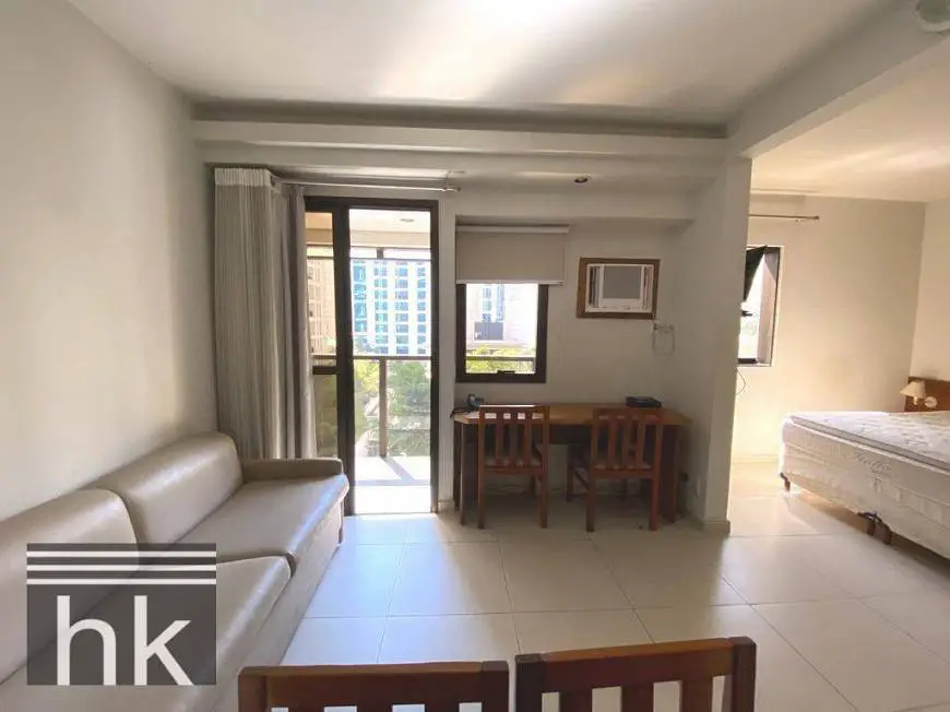 Foto 2 de Apartamento com 1 Quarto para alugar, 91m² em Moema, São Paulo
