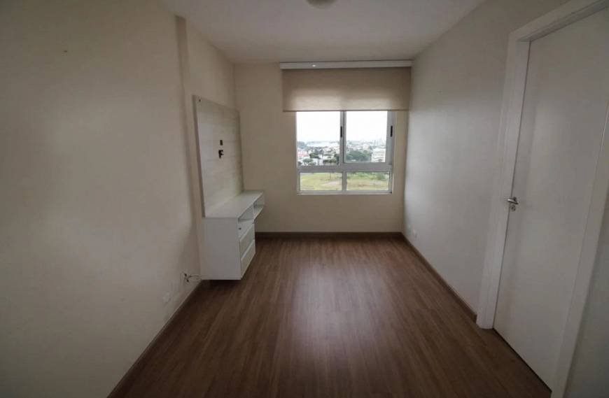 Foto 1 de Apartamento com 1 Quarto para alugar, 33m² em Novo Mundo, Curitiba