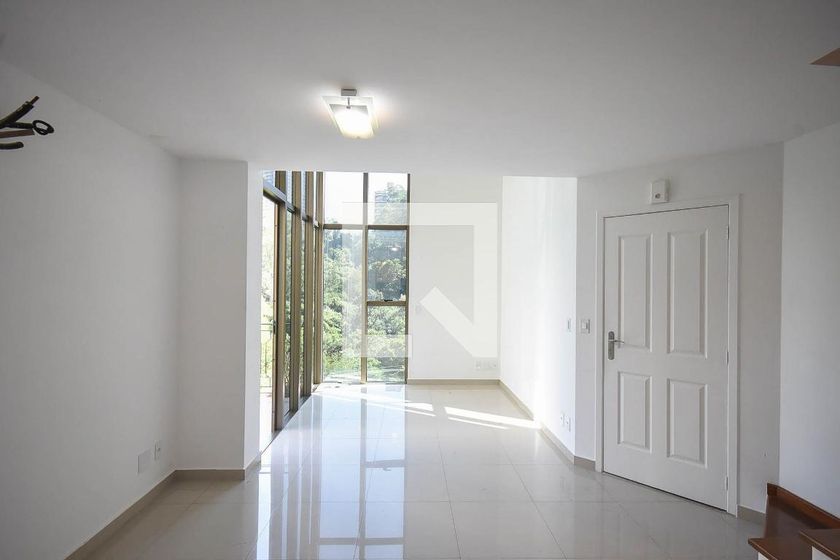 Foto 1 de Apartamento com 1 Quarto para alugar, 60m² em Panamby, São Paulo