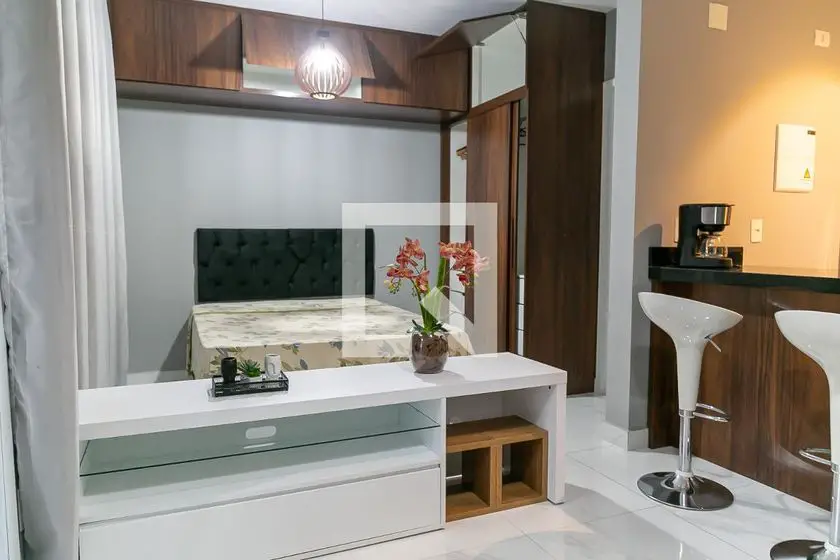 Foto 3 de Apartamento com 1 Quarto para alugar, 48m² em Picanço, Guarulhos