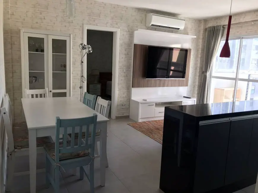 Foto 1 de Apartamento com 1 Quarto à venda, 57m² em Ponta da Praia, Santos