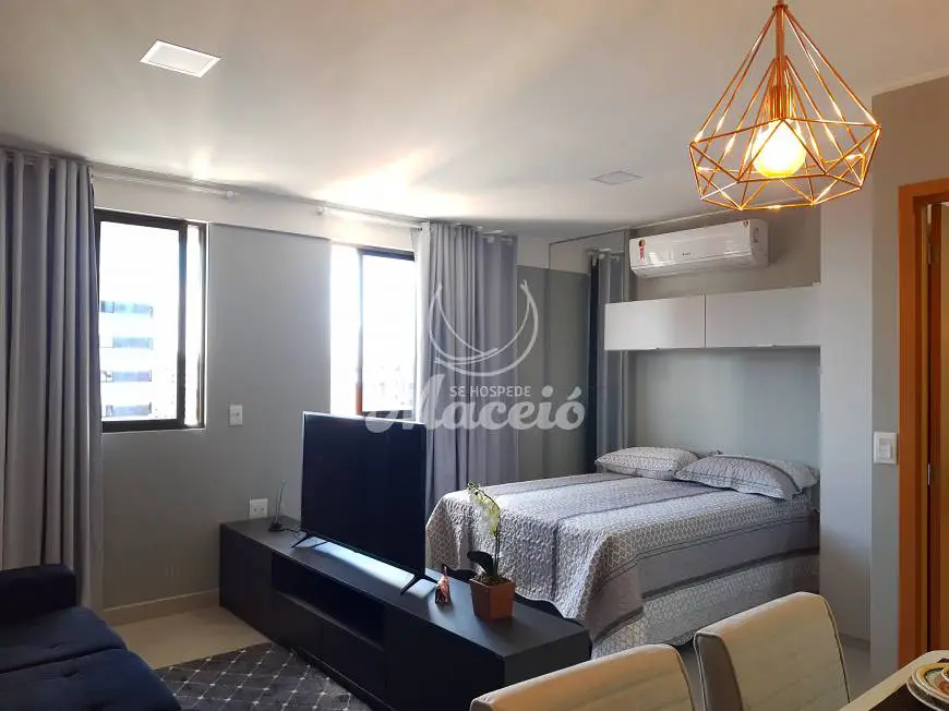 Foto 2 de Apartamento com 1 Quarto para alugar, 33m² em Ponta Verde, Maceió