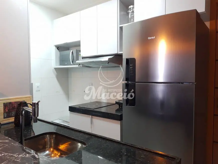 Foto 4 de Apartamento com 1 Quarto para alugar, 33m² em Ponta Verde, Maceió