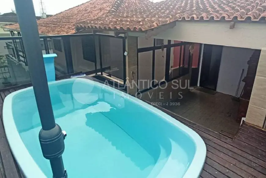 Foto 2 de Apartamento com 1 Quarto à venda, 87m² em Praia de Leste, Pontal do Paraná