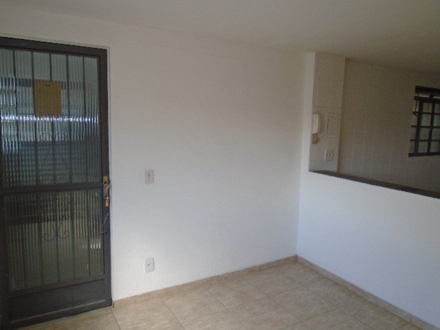 Foto 1 de Apartamento com 1 Quarto para alugar, 48m² em Realengo, Rio de Janeiro