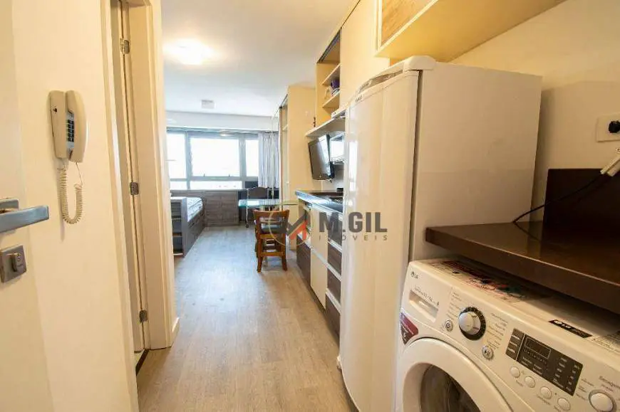 Foto 3 de Apartamento com 1 Quarto para alugar, 28m² em Rebouças, Curitiba