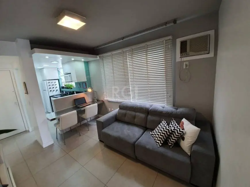Foto 5 de Apartamento com 1 Quarto à venda, 40m² em Rio Branco, Porto Alegre