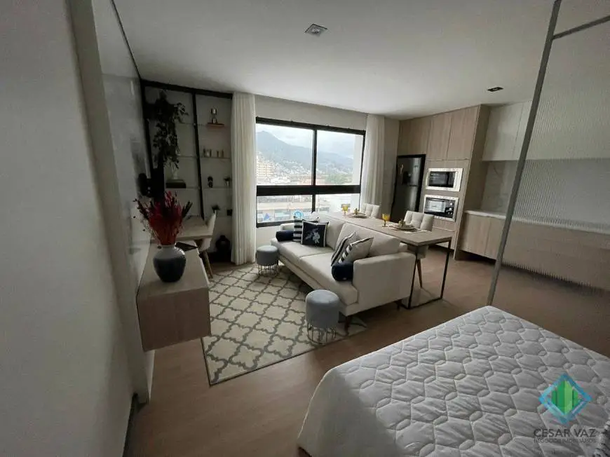 Foto 2 de Apartamento com 1 Quarto à venda, 39m² em Saco dos Limões, Florianópolis