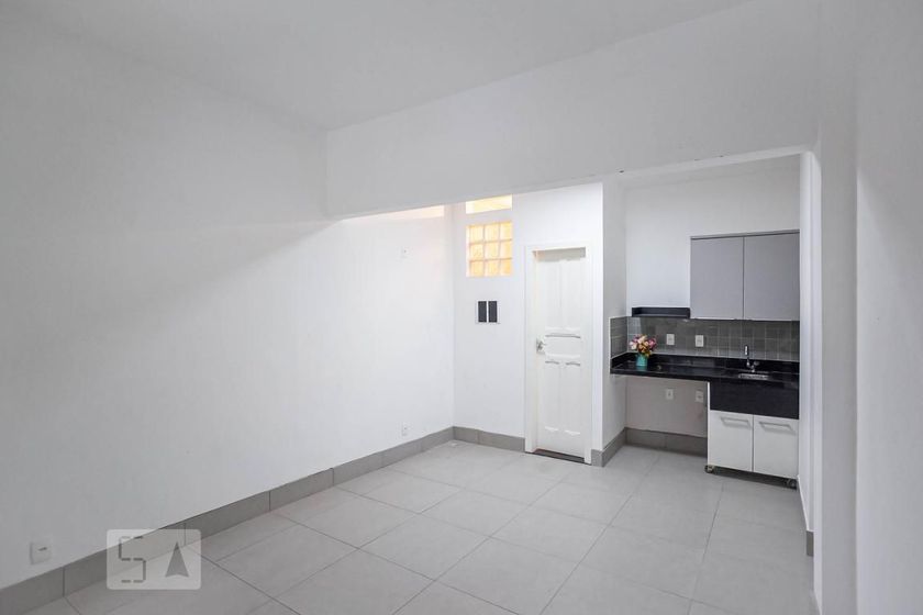 Foto 3 de Apartamento com 1 Quarto para alugar, 20m² em Santa Tereza, Belo Horizonte