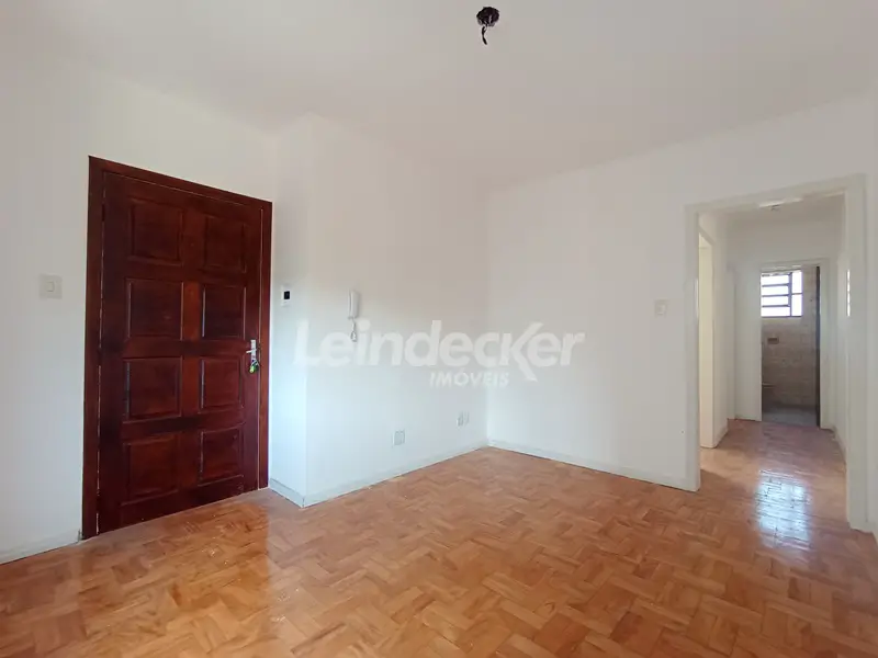 Foto 1 de Apartamento com 1 Quarto para alugar, 41m² em Santana, Porto Alegre