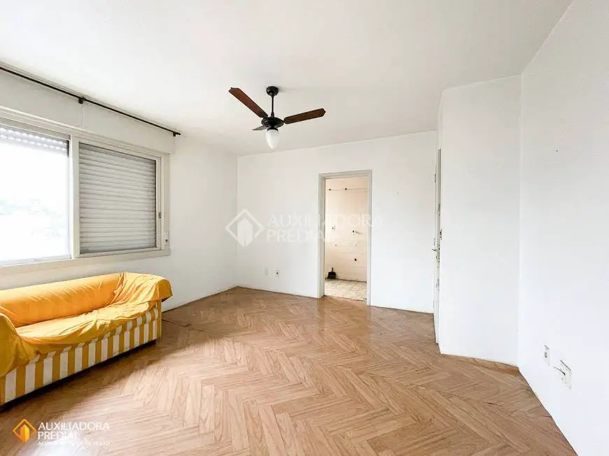 Foto 3 de Apartamento com 1 Quarto à venda, 45m² em Santana, Porto Alegre