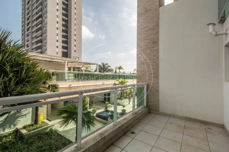 Foto 1 de Apartamento com 1 Quarto para alugar, 52m² em Santo Amaro, São Paulo