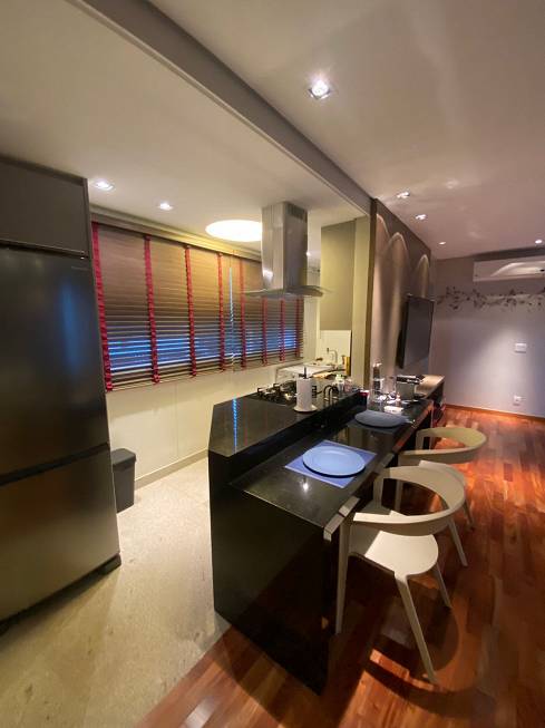 Foto 3 de Apartamento com 1 Quarto à venda, 56m² em Savassi, Belo Horizonte