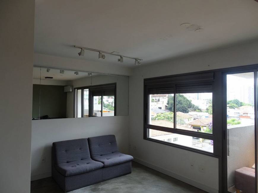 Foto 1 de Apartamento com 1 Quarto para alugar, 32m² em Vila Madalena, São Paulo