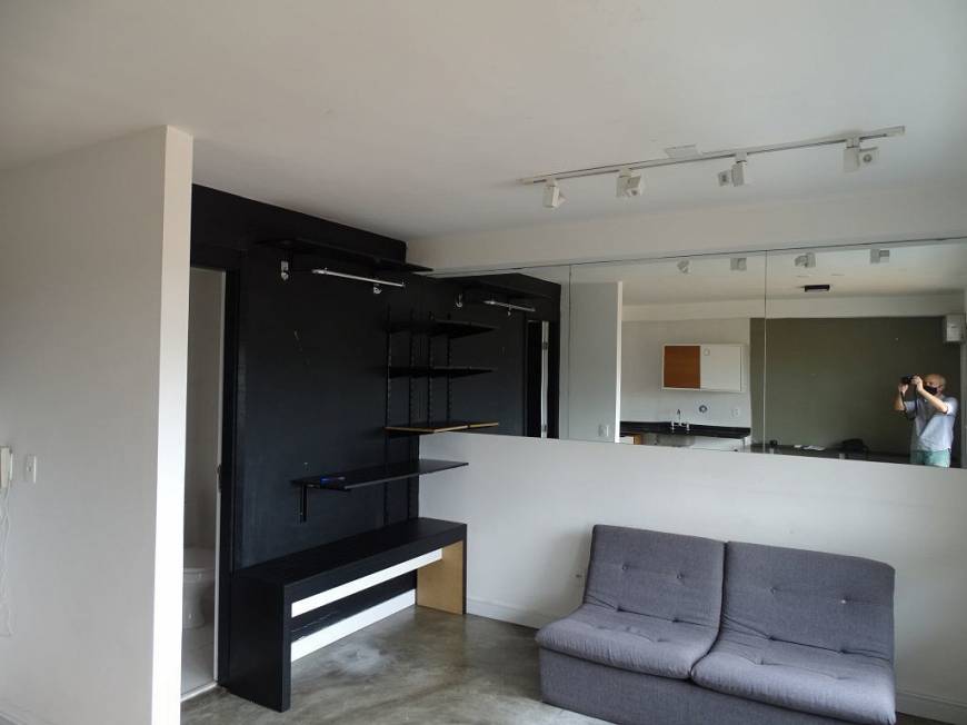 Foto 3 de Apartamento com 1 Quarto para alugar, 32m² em Vila Madalena, São Paulo