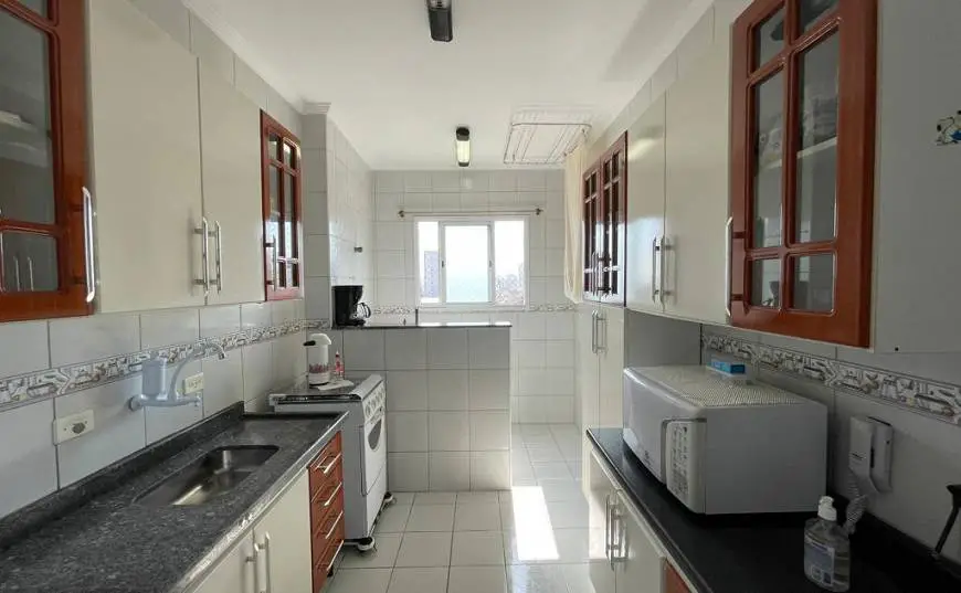 Foto 3 de Apartamento com 1 Quarto à venda, 50m² em Vila Tupi, Praia Grande