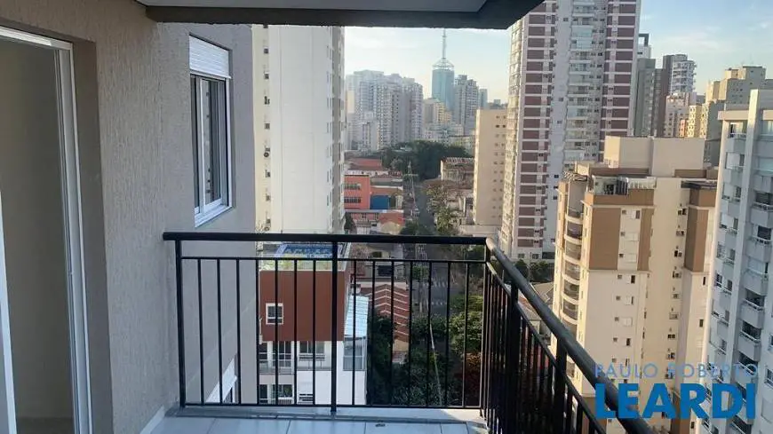 Foto 4 de Apartamento com 2 Quartos à venda, 47m² em Aclimação, São Paulo