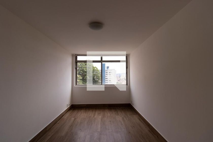 Foto 1 de Apartamento com 2 Quartos para alugar, 80m² em Água Fria, São Paulo