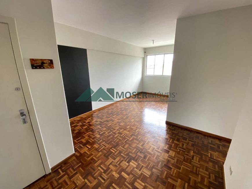 Foto 4 de Apartamento com 2 Quartos para alugar, 98m² em Água Verde, Curitiba