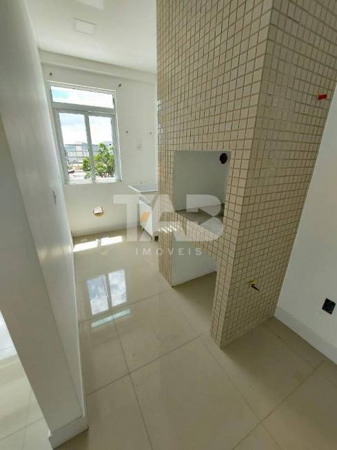 Foto 3 de Apartamento com 2 Quartos à venda, 76m² em Areias, Camboriú