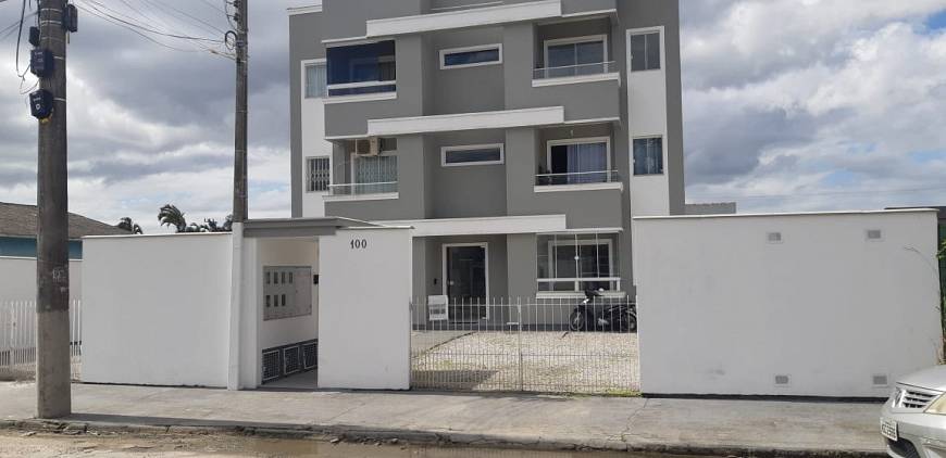 Foto 1 de Apartamento com 2 Quartos para alugar, 10m² em Aririu, Palhoça