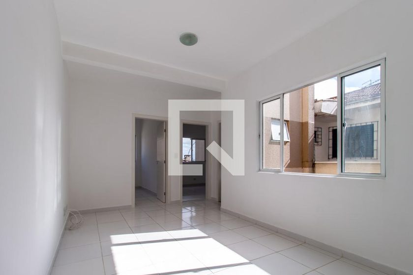 Foto 1 de Apartamento com 2 Quartos para alugar, 44m² em Aristocrata, São José dos Pinhais