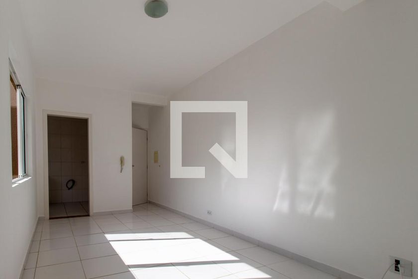 Foto 2 de Apartamento com 2 Quartos para alugar, 44m² em Aristocrata, São José dos Pinhais
