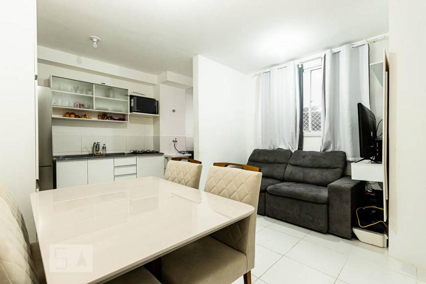 Foto 2 de Apartamento com 2 Quartos para alugar, 42m² em Artur Alvim, São Paulo