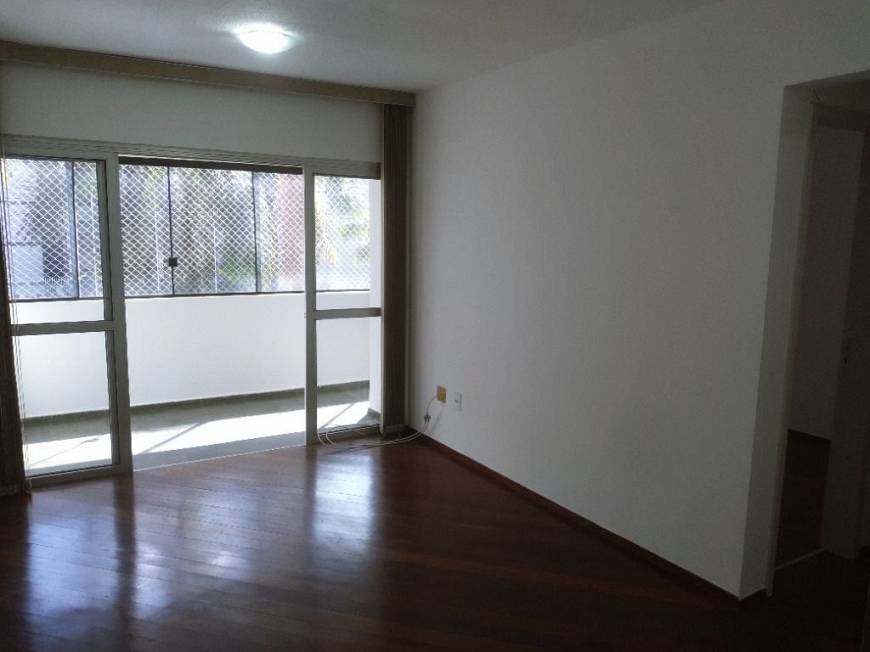 Foto 2 de Apartamento com 2 Quartos para alugar, 77m² em Asa Norte, Brasília