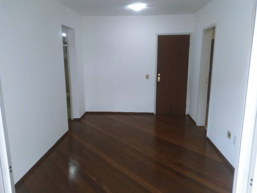 Foto 4 de Apartamento com 2 Quartos para alugar, 77m² em Asa Norte, Brasília