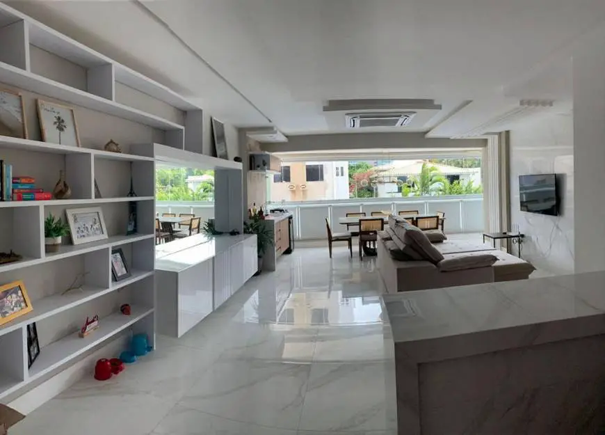 Foto 2 de Apartamento com 2 Quartos à venda, 98m² em Atalaia, Aracaju