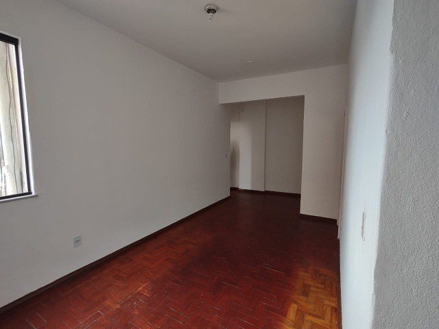 Foto 1 de Apartamento com 2 Quartos para alugar, 85m² em Aterrado, Volta Redonda