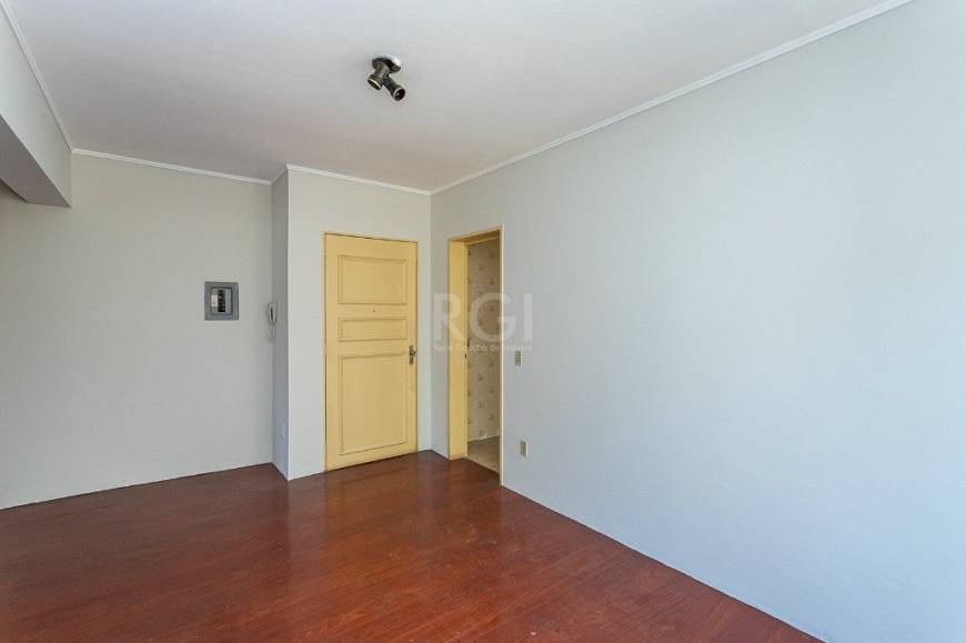 Foto 5 de Apartamento com 2 Quartos à venda, 72m² em Azenha, Porto Alegre