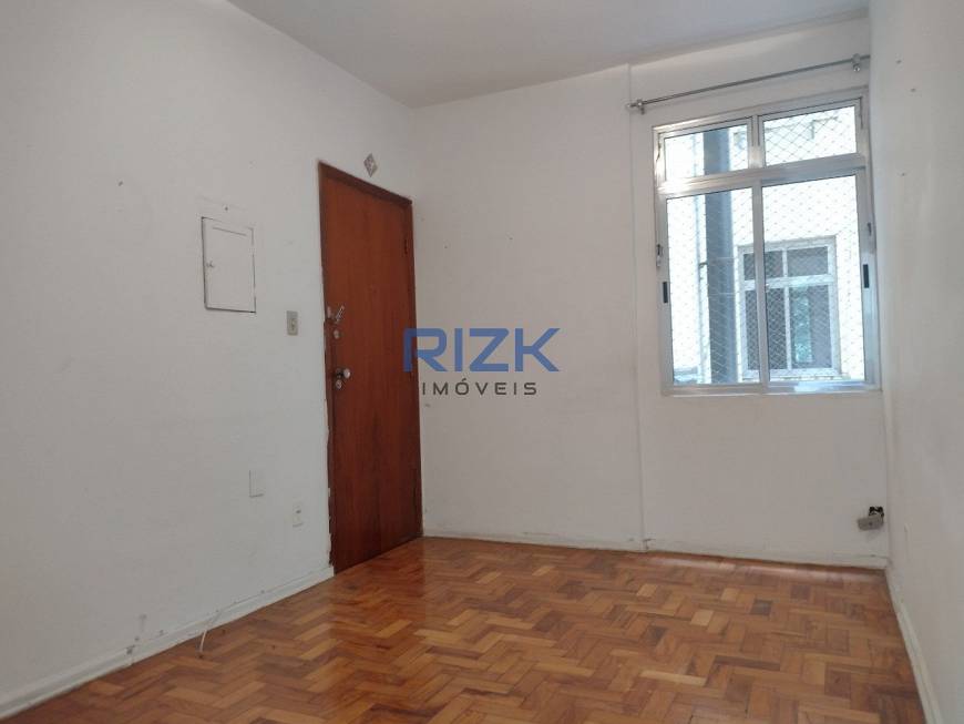 Foto 4 de Apartamento com 2 Quartos à venda, 60m² em Bela Vista, São Paulo