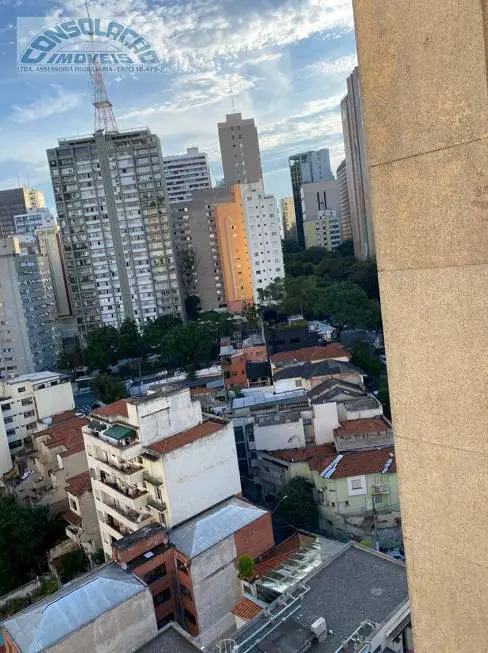 Foto 3 de Apartamento com 2 Quartos à venda, 70m² em Bela Vista, São Paulo