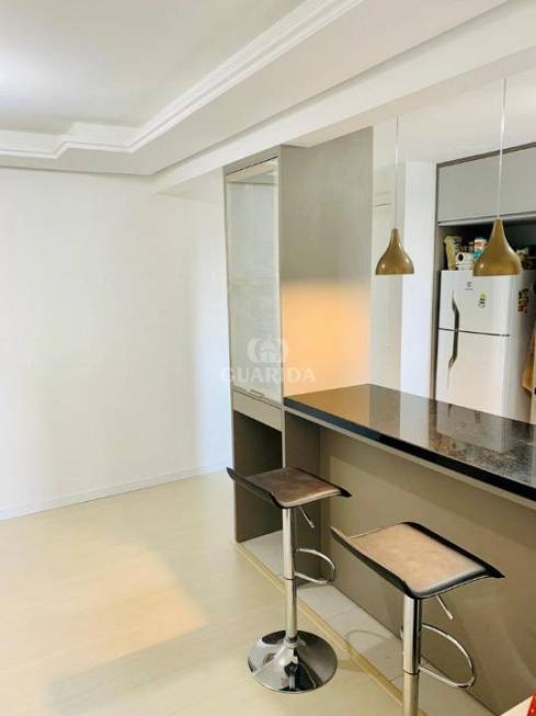 Foto 5 de Apartamento com 2 Quartos para alugar, 55m² em Bom Fim, Porto Alegre