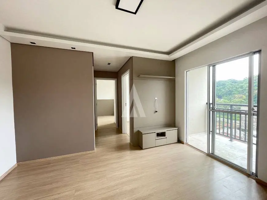 Foto 2 de Apartamento com 2 Quartos à venda, 52m² em Bucarein, Joinville