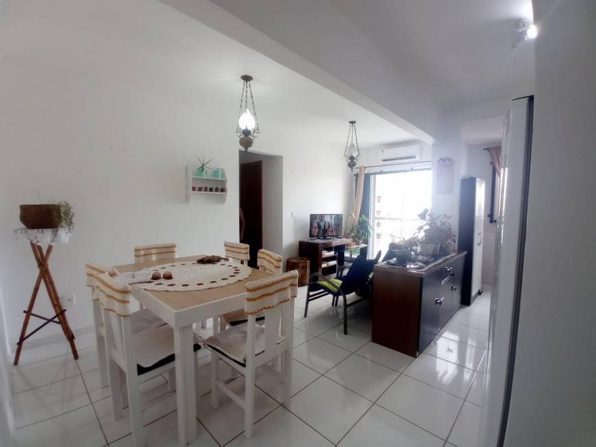 Foto 2 de Apartamento com 2 Quartos à venda, 53m² em Bucarein, Joinville