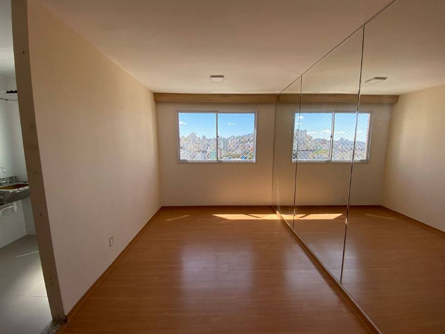 Foto 2 de Apartamento com 2 Quartos à venda, 47m² em Buritis, Belo Horizonte