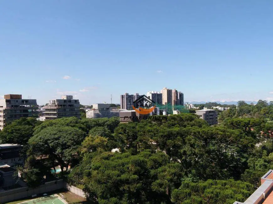 Foto 4 de Apartamento com 2 Quartos à venda, 233m² em Cabral, Curitiba