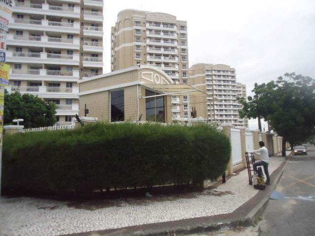 Foto 2 de Apartamento com 2 Quartos para alugar, 73m² em Cambeba, Fortaleza