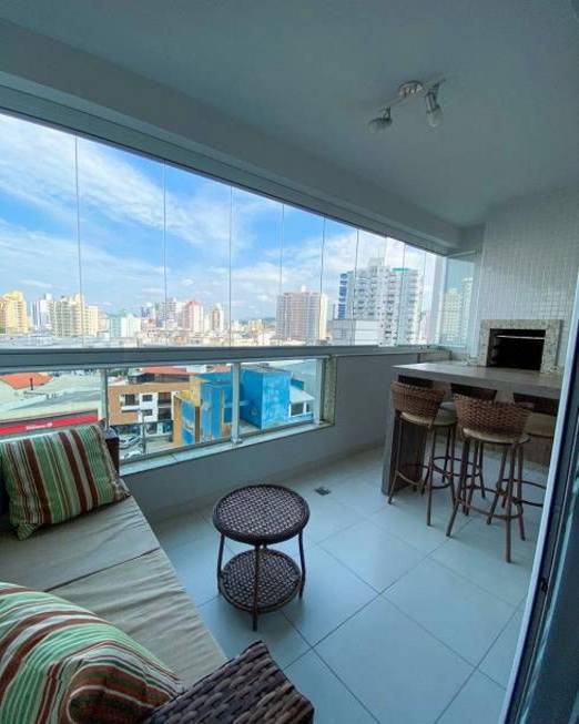 Foto 3 de Apartamento com 2 Quartos à venda, 76m² em Campinas, São José