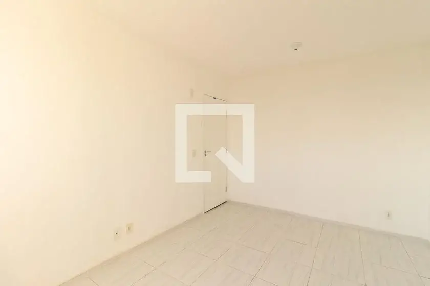 Foto 3 de Apartamento com 2 Quartos para alugar, 45m² em Campo Grande, Rio de Janeiro