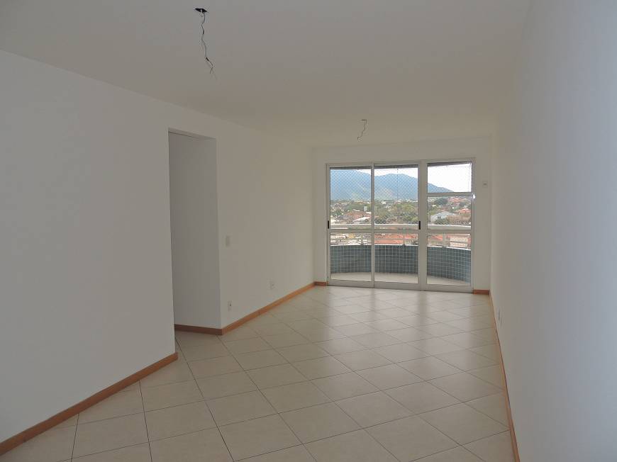 Foto 3 de Apartamento com 2 Quartos para alugar, 96m² em Campo Grande, Rio de Janeiro