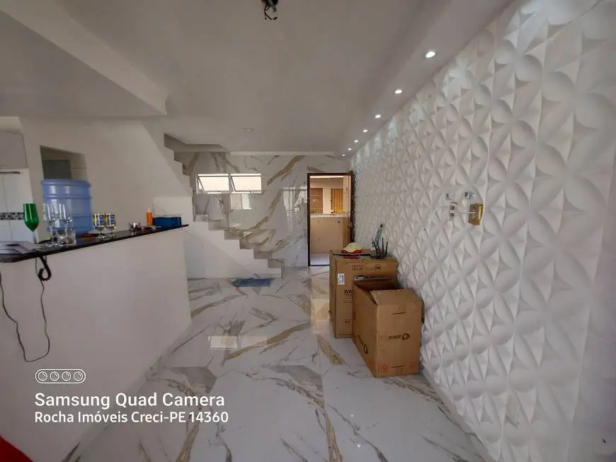 Foto 1 de Apartamento com 2 Quartos para alugar, 63m² em Candeias, Jaboatão dos Guararapes