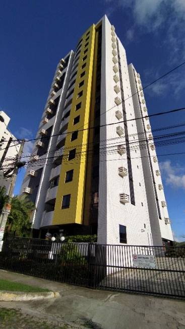 Foto 2 de Apartamento com 2 Quartos para alugar, 92m² em Candelária, Natal