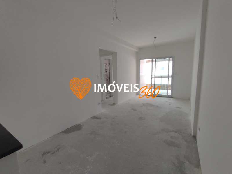 Foto 3 de Apartamento com 2 Quartos à venda, 70m² em Canto do Forte, Praia Grande