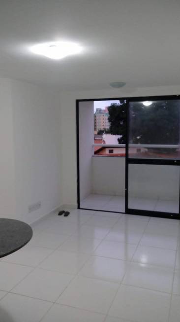 Foto 3 de Apartamento com 2 Quartos para alugar, 55m² em Capim Macio, Natal